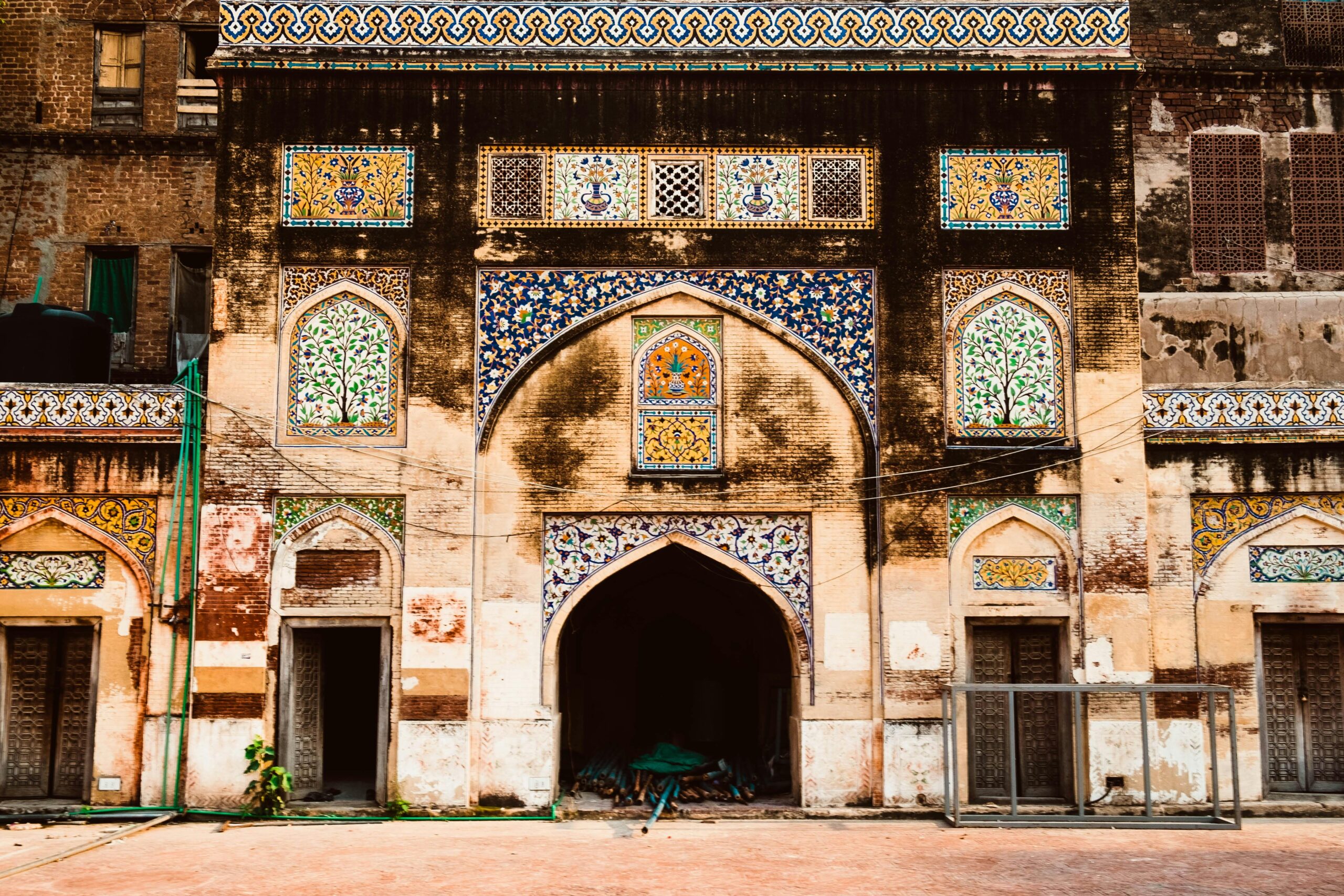 pakistan, the iconic blogger